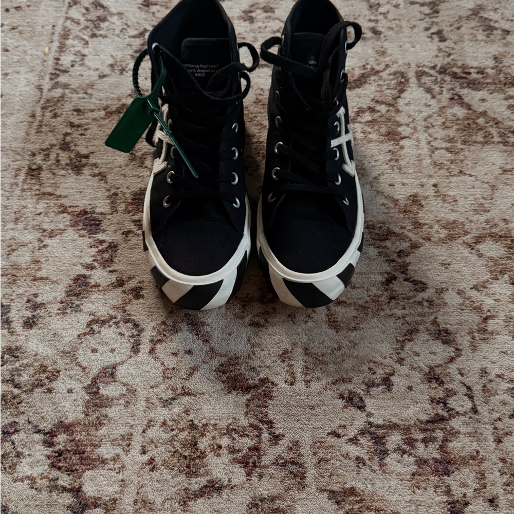 Off-White Green Shoes